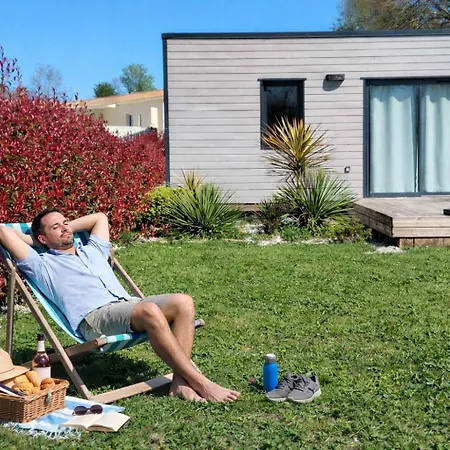 Les Logis De La Seugne