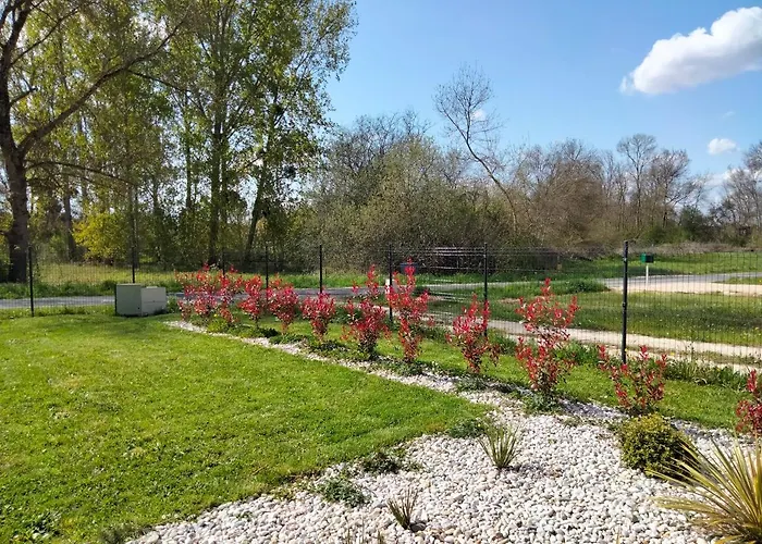 Les Logis De La Seugne