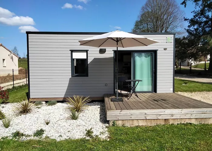 Les Logis De La Seugne